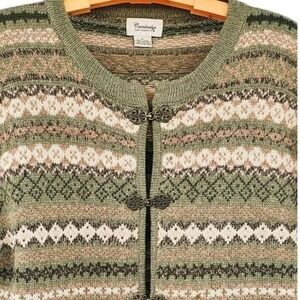 Vintage Cambridge Dry Goods Nordic 100% Wool Clasp Large Cardigan Sweater